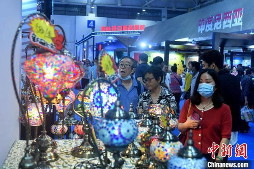 21世纪海上丝绸之路博览会热度不减 台湾食品展区人气高